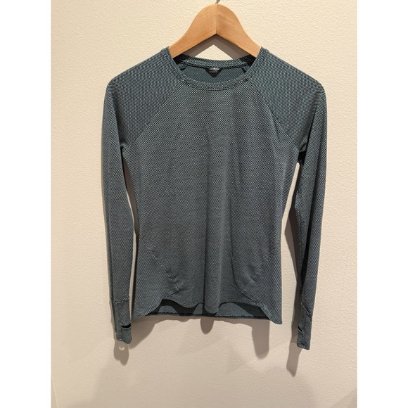 oiselle Tops - Oiselle Flyout Shirt Green Dots Long Sleeve Size 4 Lightweight Running